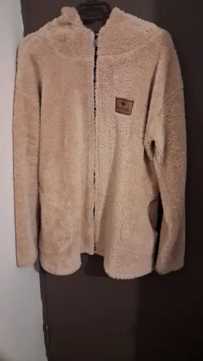 Poleron polar ligero beige con cierre Buffalo xl - miniatura 1