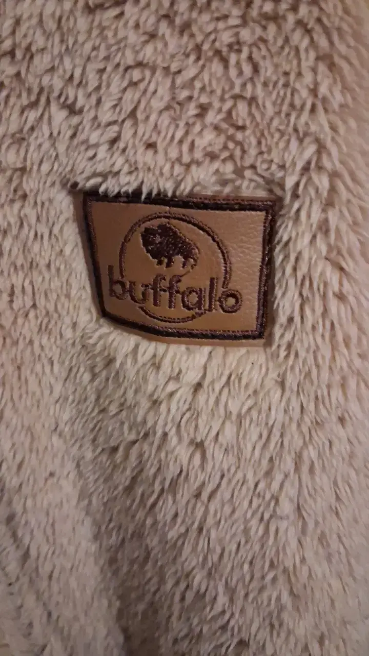 Poleron polar ligero beige con cierre Buffalo xl - 3