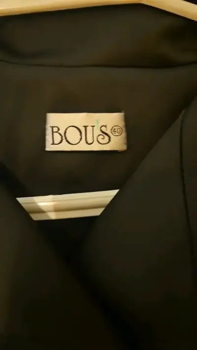 Abrigo trench negro elegante para mujer marca Bous - miniatura 2