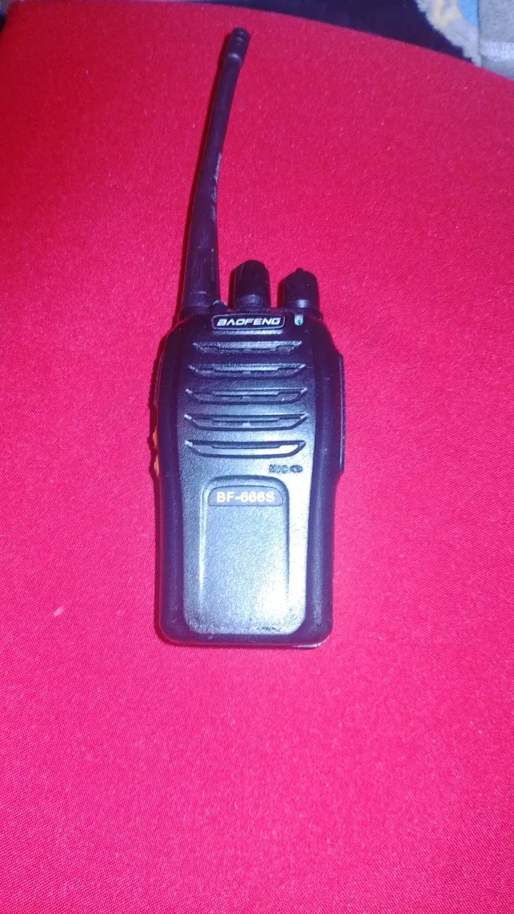 Radio portátil Baofeng BF-666S - 1