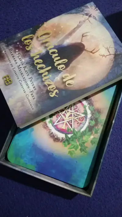 Oráculo de los Hechizos con Libro Guía y Cartas - miniatura 2