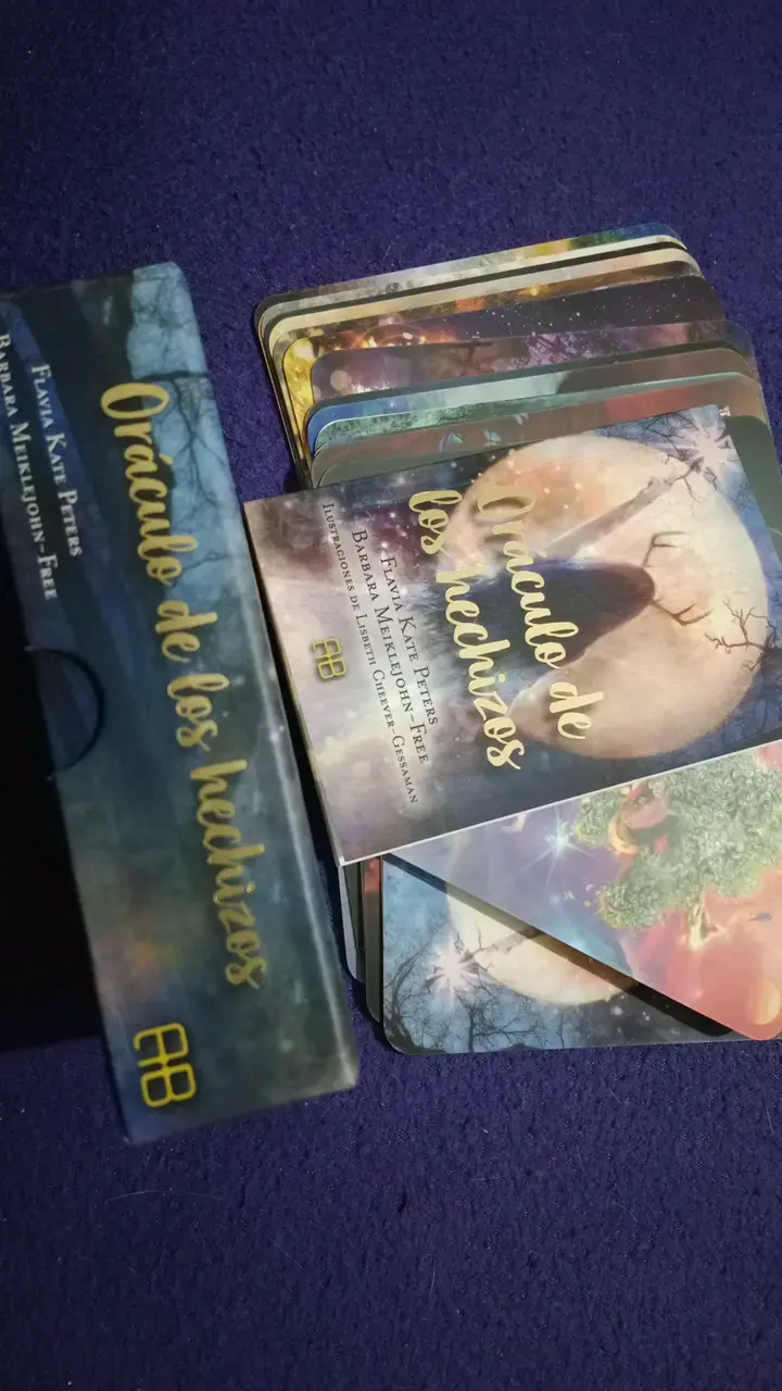 Oráculo de los Hechizos con Libro Guía y Cartas - 4