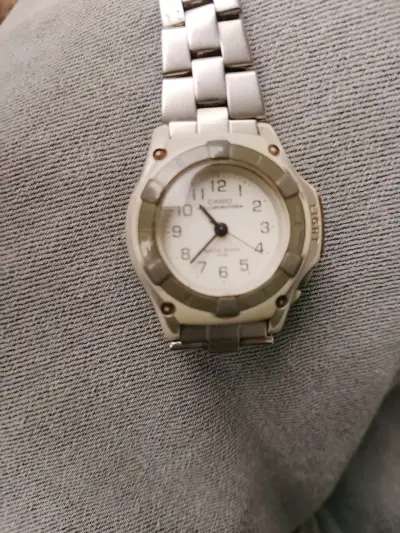 Reloj de pulsera metálico Casio vintage - miniatura 3