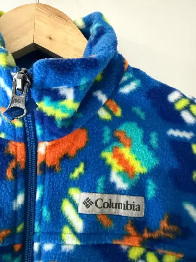 Chaqueta polar infantil Columbia con diseño de dinosaurios - miniatura 3