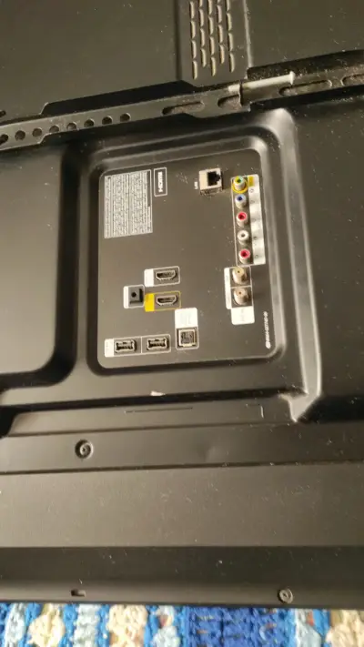 Televisor Samsung led Smart tv 50" - miniatura 3