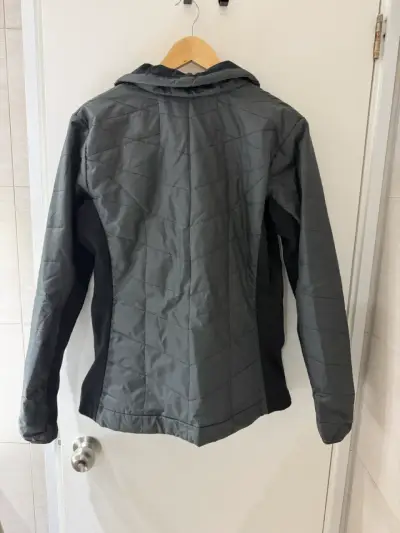 Chaqueta térmica Columbia gris para mujer - miniatura 3