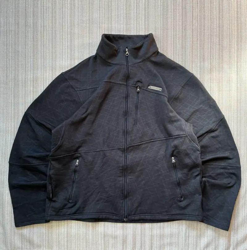 Chaqueta Under Armour Negra - 1