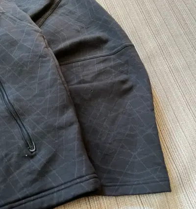 Chaqueta Under Armour Negra - miniatura 4