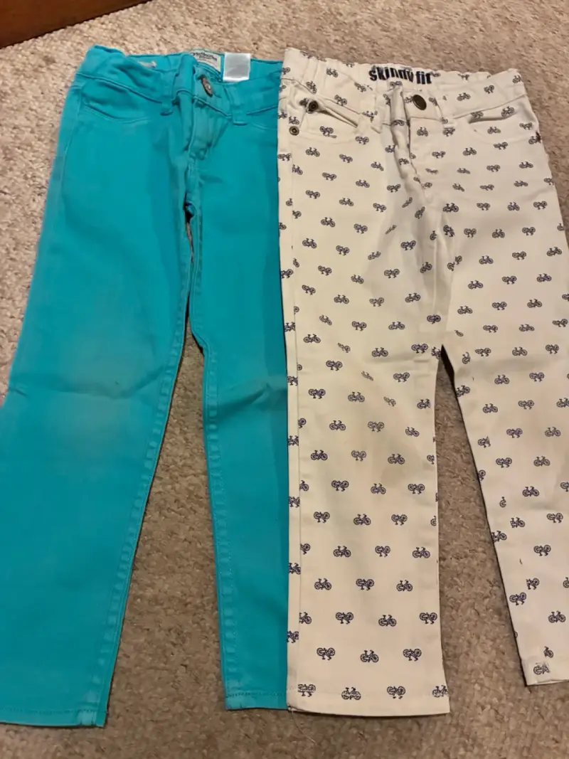 Pack de 2 pantalones niña, T5, como nuevos - 1