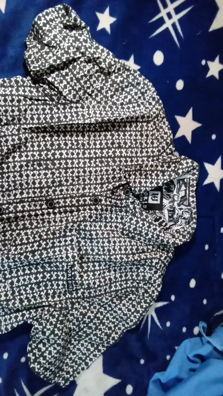 Camisa estampada de manga corta para hombre - 2