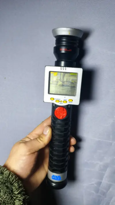 Sable de luz Star Wars con pantalla y sonido - miniatura 1
