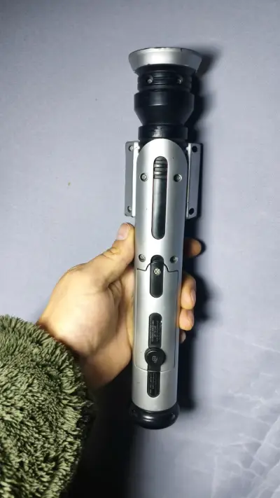 Sable de luz Star Wars con pantalla y sonido - miniatura 3