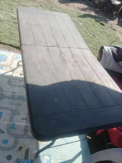 Mesa plegable de plástico para exteriores - miniatura 2
