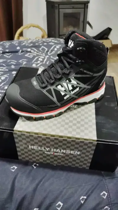 Botas de trabajo Helly Hansen negras impermeables - miniatura 2