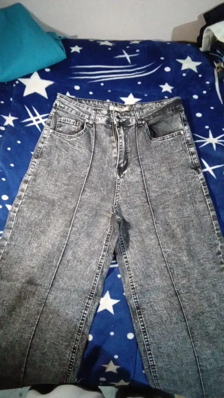 Jeans gris de mezclilla para mujer - 1