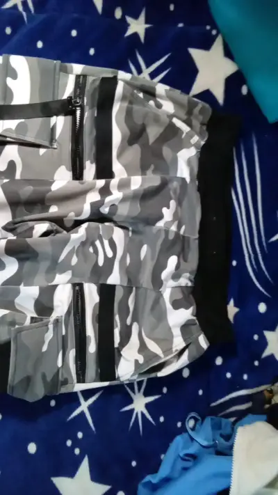Pantalones cargo camuflados para hombre - miniatura 2