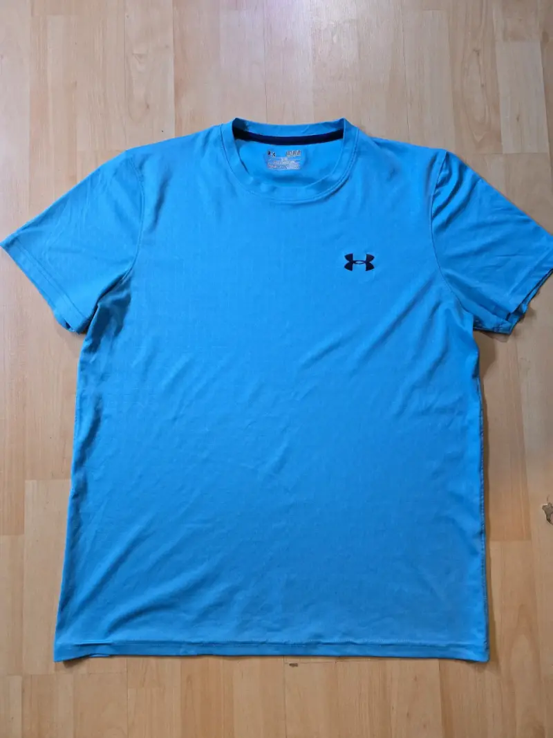 Poleras deportivas under armour hombre - 4