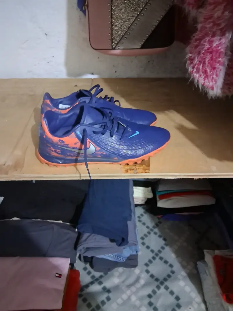 Zapatillas deportivas Nike azul y naranja - 1