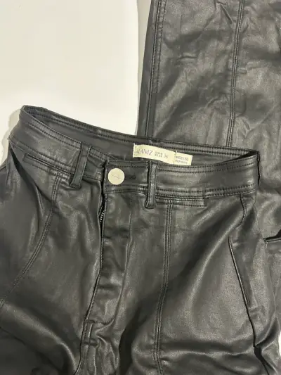 Pantalones estilo cuero corte WIDE LEG - miniatura 2
