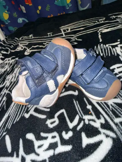 Zapatillas azules para bebé Pilim con velcro - miniatura 2