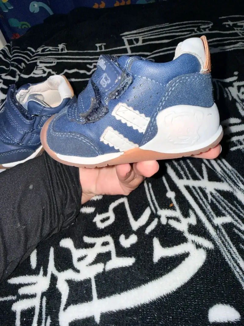 Zapatillas azules para bebé Pilim con velcro - 3