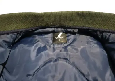 Chaqueta acolchada azul marino para hombre - miniatura 3