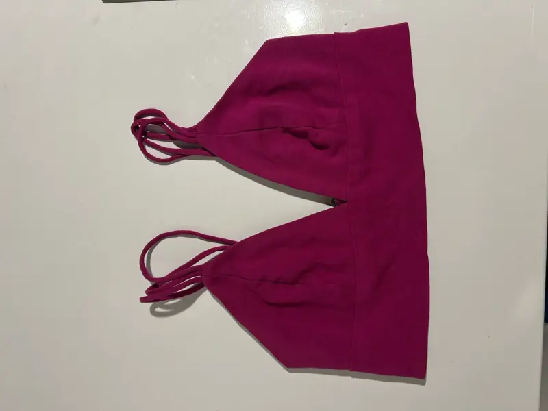 Top fucsia con tirantes - 1