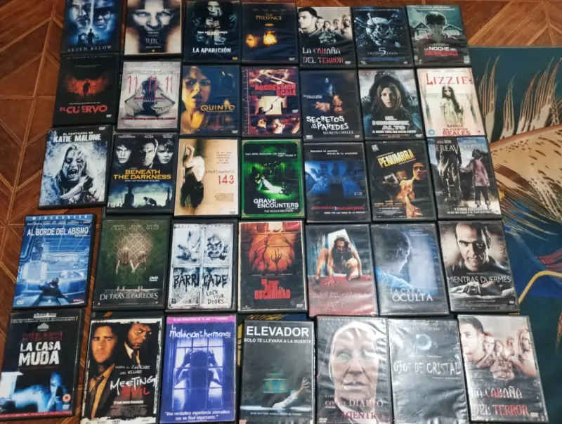 Colección de 36 DVDs de películas de terror - 1