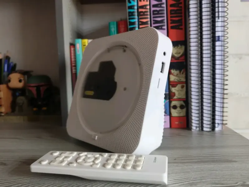 Reproductor de CD montable con control remoto - 2