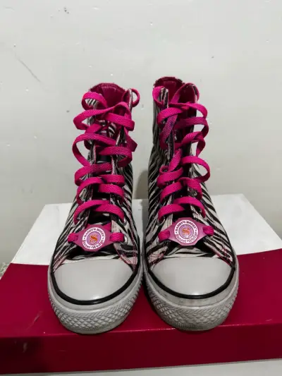 Zapatillas Plataforma Zebra marca Daddy’s Money - miniatura 3