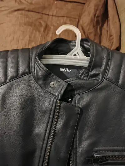 Chaqueta de cuero negra mossimo para hombre - miniatura 4