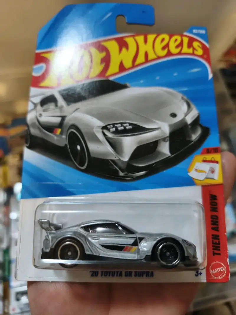 Hot Wheels '20 Toyota GR Supra - 2