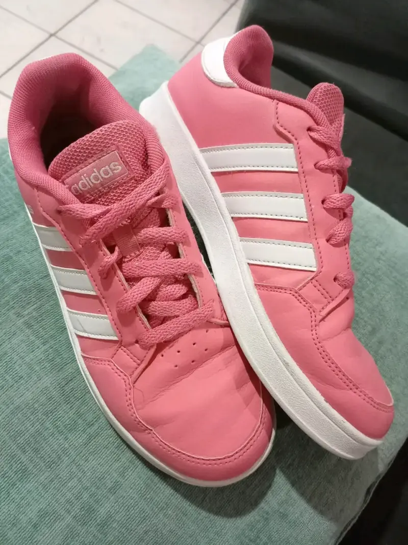 Zapatillas deportivas rosas Adidas para mujer - 1
