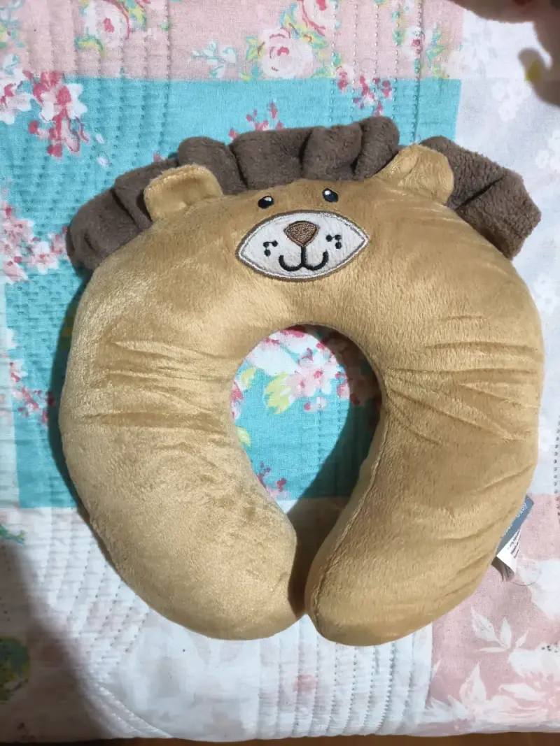 Cojín de viaje infantil con diseño - 2