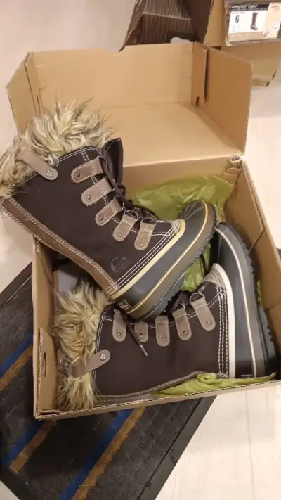Botas impermeables Sorel para nieve - miniatura 2