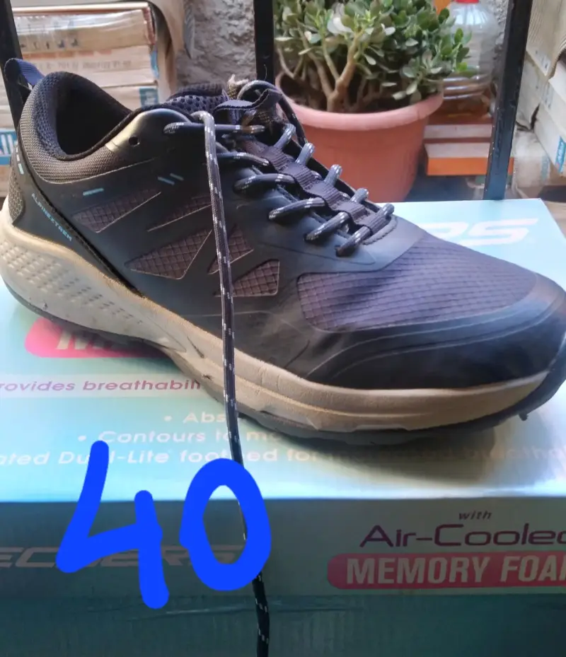 Zapatillas y zapatos de fútbol con su talla - 2