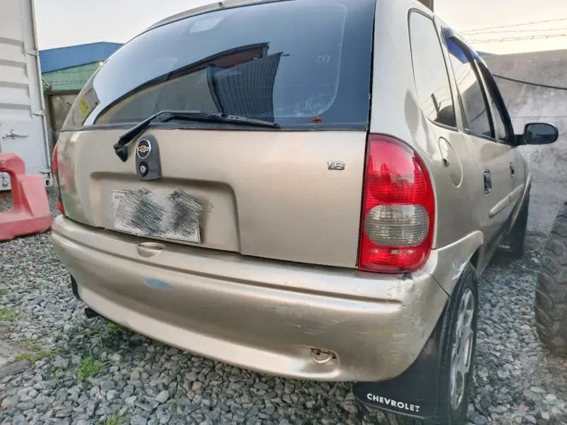 Chevrolet Corsa 2006 en buen estado - 6