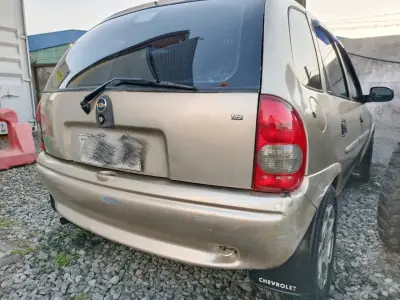 Chevrolet Corsa 2006 en buen estado - miniatura 6
