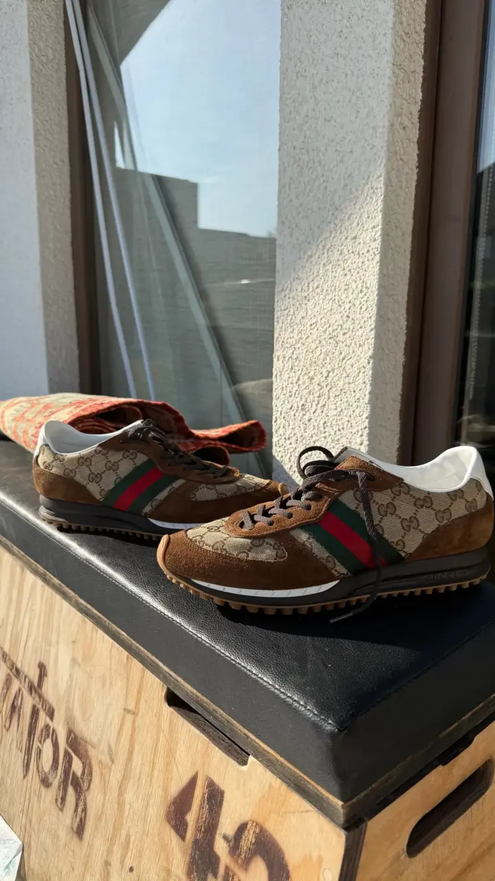 Zapatillas deportivas Gucci vintage marrón - 1