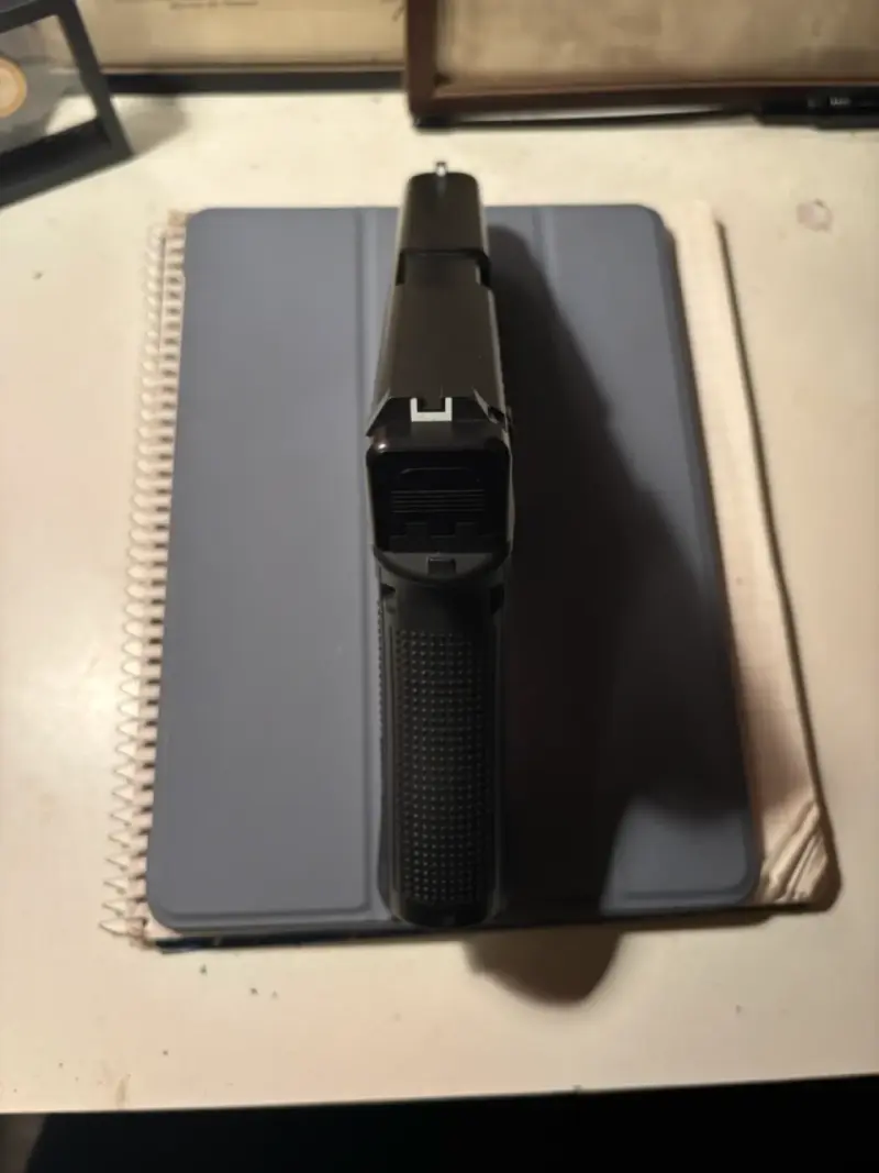 Pistola de aire comprimido Umarex con accesorios - 5