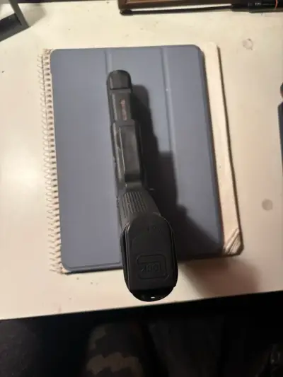 Pistola de aire comprimido Umarex con accesorios - miniatura 6