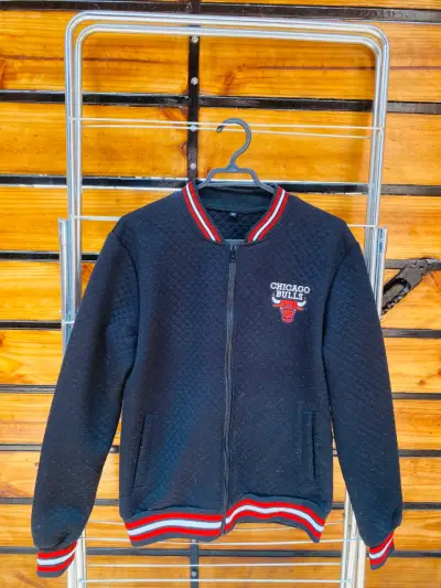 Chaqueta deportiva Chicago Bulls negra - miniatura 1
