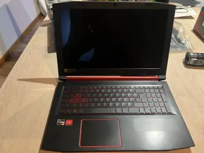 Laptop Acer Nitro 5 con pantalla Full HD - miniatura 5