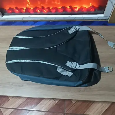 Mochila escolar azul con múltiples compartimentos - miniatura 2