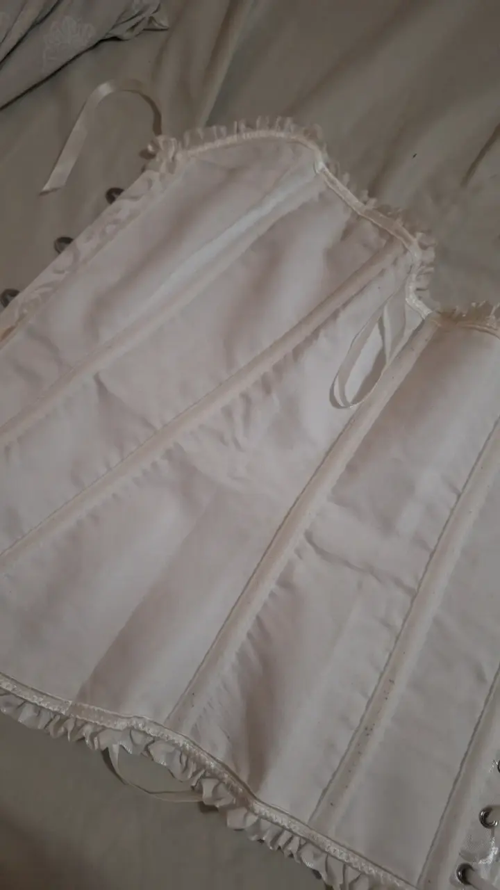 Corset blanco de encaje elegante - 5