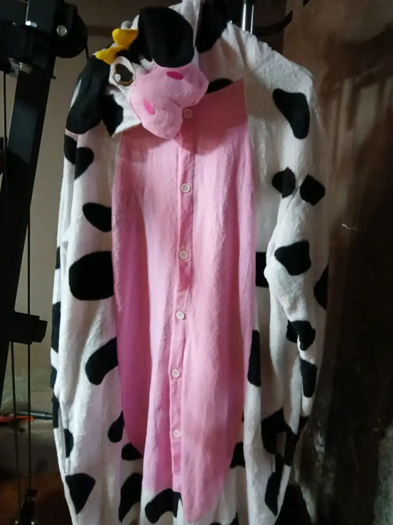 Pijama disfraz de vaca con capucha talla XL - 2