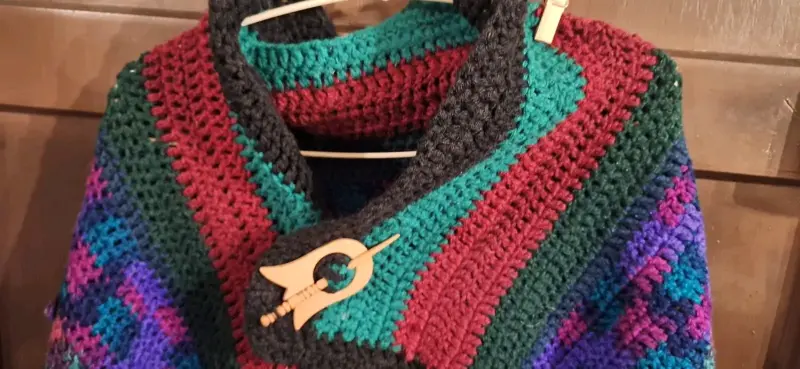 ² bufanda ⁴ tejido a crochet multicolor con broche - 1