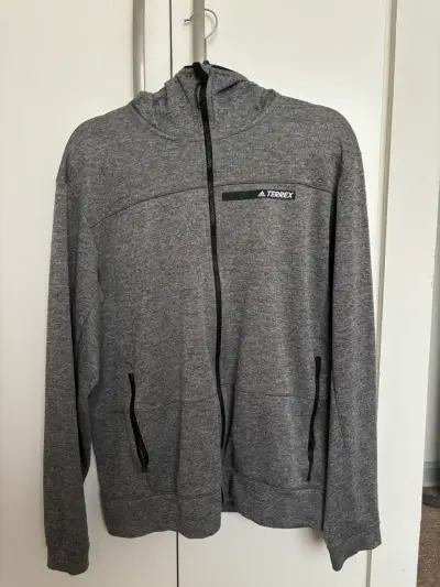 Polerón con capucha gris Adidas Terrex talla L - miniatura 2