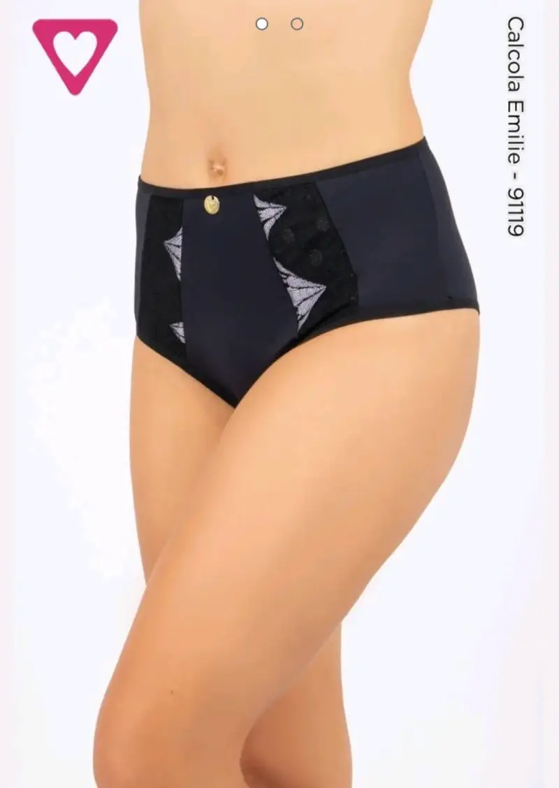 Calzón de encaje negro con diseño elegante ROMANCE - 1