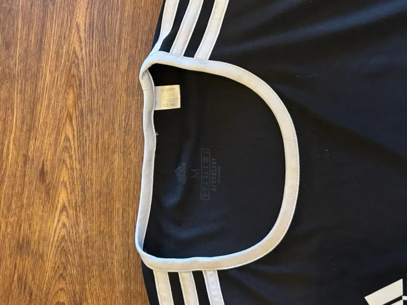 Polera deportiva Adidas - 3